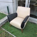 Vintage leather armchair. Nordic furniture in Porto. Vintage furniture in Porto. Furniture restoration in Porto.