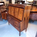 Nordic writing desk in rosewood, designed by Erling Torvits. Nordic furniture in Porto. Vintage furniture in Porto. Furniture restoration in Porto.