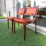 Nordic dining chairs in rosewood. Nordic furniture in Porto. Vintage furniture in Porto. Furniture restoration in Porto.